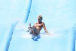 Ibiza 30 juli 2012
Wendy v Dijk met Erland Galjaard Lizzy Sem Mik en haar moeder in het aquapark op ibiza.
Peter Smulders bv
