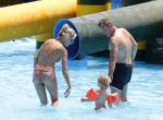 Ibiza 30 juli 2012
Wendy v Dijk met Erland Galjaard Lizzy Sem Mik en haar moeder in het aquapark op ibiza.
Peter Smulders bv