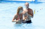 Ibiza 30 juli 2012
Wendy v Dijk met Erland Galjaard Lizzy Sem Mik en haar moeder in het aquapark op ibiza.
Peter Smulders bv