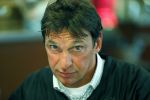 Amsterdam 19 juni 2012
Willem Holleeder signeert boek voor Ferry de Kok en Edwin Smulders .
Peter Smulders bv