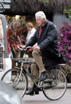 Amsterdam 18 juni 2012
Wim Kok op de fiets in Amsterdam.
Peter Smulders bv