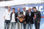 Haarlem 27 juni 2012
Premiere ice age 4 in pathe haarlem. stemmenkast met Levi v Kempen Jack v Gelder Gers Pardoel Tim Douwsma Eddy Zoey en Ernst Daniel Smid
Peter Smulders bv