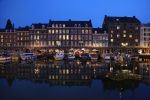 Maastricht, 12 Juli 2012
t Bassin by night
Foto Peter Smulders BV