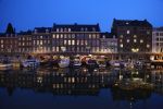 Maastricht, 12 Juli 2012
t Bassin by night
Foto Peter Smulders BV