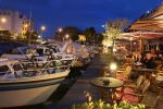 Maastricht, 12 Juli 2012
t Bassin by night
Foto Peter Smulders BV