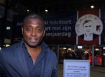 Amsterdam 3 juli 2013
Sjaak Swart 75 jaar . Hij viert dat met een wedstrijd met oud ajax spelers in het Olympisch stadion. Bryan Roy met vriendin op vespa scooter
Peter Smulders bv