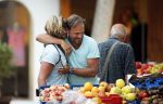 ibiza 16 juli 2013
Carlo Boszhard en zijn vriend Herald op vakantie op ibiza. Ze winkelen in de oude stad.
Peter Smulders bv