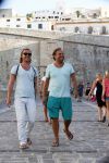ibiza 16 juli 2013
Carlo Boszhard en zijn vriend Herald op vakantie op ibiza. Ze winkelen in de oude stad.
Peter Smulders bv