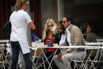 Amsterdam 11 augustus 2013
Chantal janzen met vriend Marco op terras aan het lunchen.
Peter Smulders bv