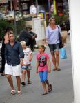ibiza 12 juli 2013
Corine Boon met man en kinderen op ibiza.
Peter Smulders bv