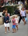 ibiza 12 juli 2013
Corine Boon met man en kinderen op ibiza.
Peter Smulders bv