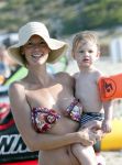 ibiza 11 juli 2013
Lange Frans met zijn vrouw Danielle en kinderen op vakantie op ibiza.
Peter Smulders bv