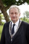 Amsterdam 3 juli 2013
Sjaak Swart 75 jaar . Hij viert dat met een wedstrijd met oud ajax spelers in het Olympisch stadion. Burgemeester Eberhard v d Laan
Peter Smulders bv