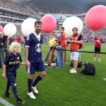 Eindhoven Seizoen 2013-2014 Afscheidswedstrijd van Mark van Bommel. Opkomst van Mateja Kezman.
Foto: John Claessens