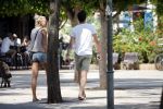 ibiza 11 juli 2013
Ellemieke Vermolen en Sergio Herman doen boodschappen in ibiza stad.
Peter Smulders bv