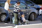 Ibiza 13 juli 2013
Ellemieke Vermolen en Sergio Herman op het vliegveld met hun 2 zoons en een zoon en dochter van Sergio uit een eerdere relatie.
Peter Smulders bv