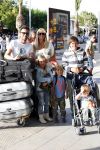 Ibiza 13 juli 2013
Ellemieke Vermolen en Sergio Herman op het vliegveld met hun 2 zoons en een zoon en dochter van Sergio uit een eerdere relatie.
Peter Smulders bv