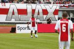 Amsterdam 3 juli 2013
Sjaak Swart 75 jaar . Hij viert dat met een wedstrijd met oud ajax spelers in het Olympisch stadion. Frank Rijkaard
Peter Smulders bv