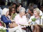Amsterdam 9 augustus 2013
Glennis Grace met Nick ( vriend Roxeanne Hazes ) op terras bij Joffers. Nick is makelaar en gaat voor Glennis nieuwe woonruimte zoeken.
Peter Smulders bv