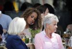 Amsterdam 9 augustus 2013
Glennis Grace met Nick ( vriend Roxeanne Hazes ) op terras bij Joffers. Nick is makelaar en gaat voor Glennis nieuwe woonruimte zoeken.
Peter Smulders bv
