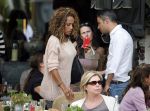 Amsterdam 9 augustus 2013
Glennis Grace met Nick ( vriend Roxeanne Hazes ) op terras bij Joffers. Nick is makelaar en gaat voor Glennis nieuwe woonruimte zoeken.
Peter Smulders bv