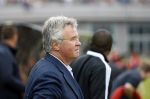 Amsterdam 3 juli 2013
Sjaak Swart 75 jaar . Hij viert dat met een wedstrijd met oud ajax spelers in het Olympisch stadion. Guus Hiddink
Peter Smulders bv