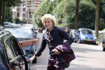 Amsterdam 9 augustus 2013
Hans Klok heeft net een kontrakt getekend bij de bankgiroloterij.
Peter Smulders bv