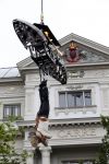 Amsterdam 10 juli 2013
Hans Klok doet stunt boven de Amstel  ivm zijn nieuwe show in carre.
Peter Smulders bv