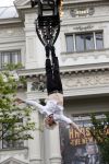 Amsterdam 10 juli 2013
Hans Klok doet stunt boven de Amstel  ivm zijn nieuwe show in carre.
Peter Smulders bv