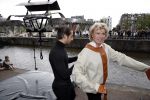 Amsterdam 10 juli 2013
Hans Klok doet stunt boven de Amstel  ivm zijn nieuwe show in carre.
Peter Smulders bv