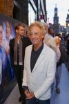 AMSTERDAM - Bij het Tuschinski Theater is de premiere van Behind the Candelabra. Met op de rode loper  Hans v Willigenburg.