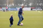 Amsterdam 23 oktober 2012
Heini Otto met zijn kleinkind op de toekomst bij ajax.
Peter Smulders bv