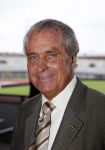 Amsterdam 3 juli 2013
Sjaak Swart 75 jaar . Hij viert dat met een wedstrijd met oud ajax spelers in het Olympisch stadion. Henny Cruijff met vrouw
Peter Smulders bv