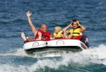 ibiza 11 juli 2013
Herman den Blijker met zijn vrouw en zoon Mats op coco beach.
Peter Smulders bv