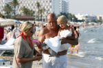 ibiza 11 juli 2013
Herman den Blijker met zijn vrouw en zoon Mats op coco beach.
Peter Smulders bv