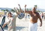 ibiza 11 juli 2013
Herman den Blijker met zijn vrouw en zoon Mats op coco beach.
Peter Smulders bv