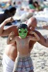 ibiza 11 juli 2013
Herman den Blijker met zijn vrouw en zoon Mats op coco beach.
Peter Smulders bv