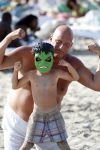 ibiza 11 juli 2013
Herman den Blijker met zijn vrouw en zoon Mats op coco beach.
Peter Smulders bv