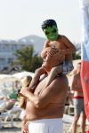 ibiza 11 juli 2013
Herman den Blijker met zijn vrouw en zoon Mats op coco beach.
Peter Smulders bv