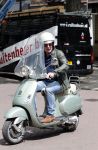 Amsterdam 25 juni 2013
Huub Stapel op zijn vespa scooter
Peter Smulders bv