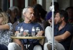 Amsterdam 8 augustus 2013
Jaap Jongbloed met een kennis op het terras van de joffers.
Peter Smulders bv