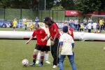 Amsterdam 29 juni 2013
Voetbaltournooi op de toekomst (ajax) voor de stichting de upside van down
met diverse bn ers en oud voetballers.. Syndroom van down. Jasmine Sendar
Peter Smulders bv