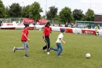 Amsterdam 29 juni 2013
Voetbaltournooi op de toekomst (ajax) voor de stichting de upside van down
met diverse bn ers en oud voetballers.. Syndroom van down. Jasmine Sendar
Peter Smulders bv