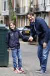 Amsterdam 29 juni 2013
Jean Luc met zoon op de cornelis schuytstraat
Peter Smulders bv