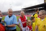 Amsterdam 3 juli 2013
Sjaak Swart 75 jaar . Hij viert dat met een wedstrijd met oud ajax spelers in het Olympisch stadion. Johan Cruijff
Peter Smulders bv
