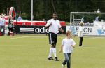 Amsterdam 29 juni 2013
Voetbaltournooi op de toekomst (ajax) voor de stichting de upside van down
met diverse bn ers en oud voetballers.. Syndroom van down. John Williams
Peter Smulders bv