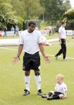 Amsterdam 29 juni 2013
Voetbaltournooi op de toekomst (ajax) voor de stichting de upside van down
met diverse bn ers en oud voetballers.. Syndroom van down. John Williams
Peter Smulders bv