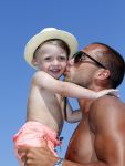 ibiza 1 juli 2013
Johnny Heitinga en zijn vrouw Charlotte Sophie met hun kinderen jezebel en Lennox op het strand van Talamanca.
Peter Smulders bv