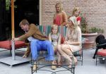 Wassenaar 19 juli 2013
Fotouur met Koning Willem Alexander koningin Maxima en de prinsesjes Amalia Alexia en Ariane bij hun huis op de horsten. Ook hun hond skipper was daarbij aanwezig.
Peter Smulders bv