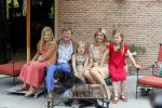 Wassenaar 19 juli 2013
Fotouur met Koning Willem Alexander koningin Maxima en de prinsesjes Amalia Alexia en Ariane bij hun huis op de horsten. Ook hun hond skipper was daarbij aanwezig.
Peter Smulders bv